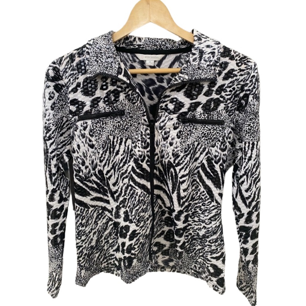 Erin London Women’s Blouse Zip Up Black and White Animal Print Size Small